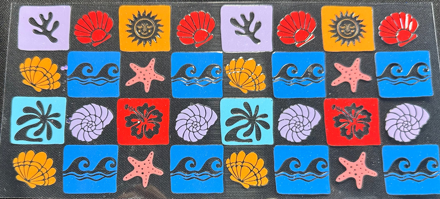 checkered seashell