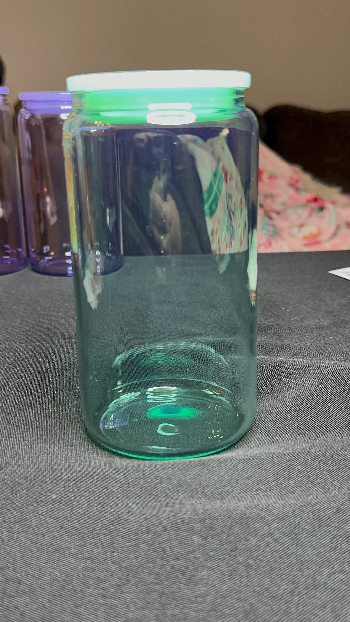 Glass Mint Solid